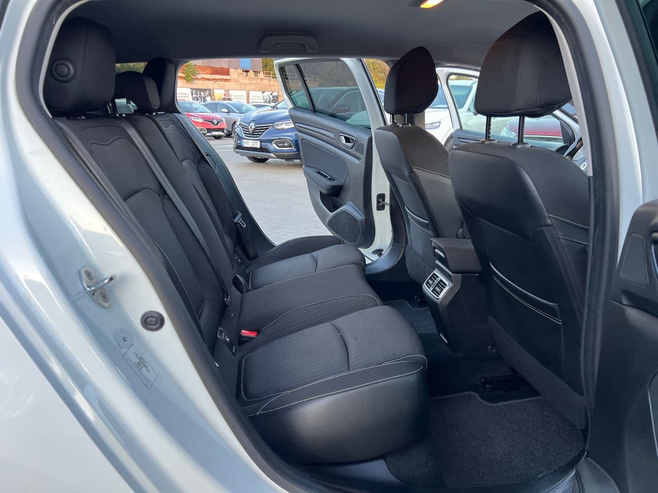 2019 Renault Megane — Miniatură 13