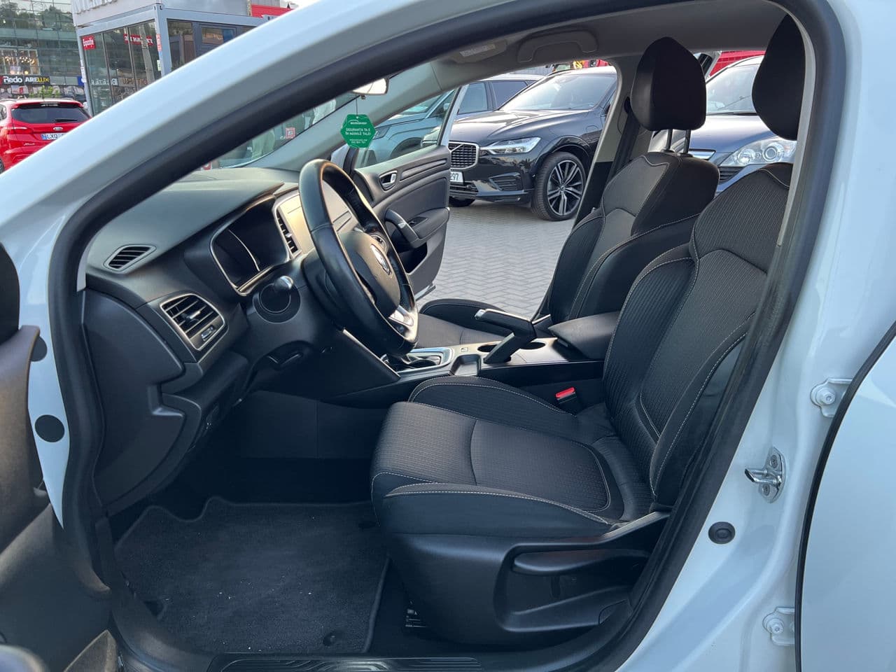 2019 Renault Megane — Miniatură 5