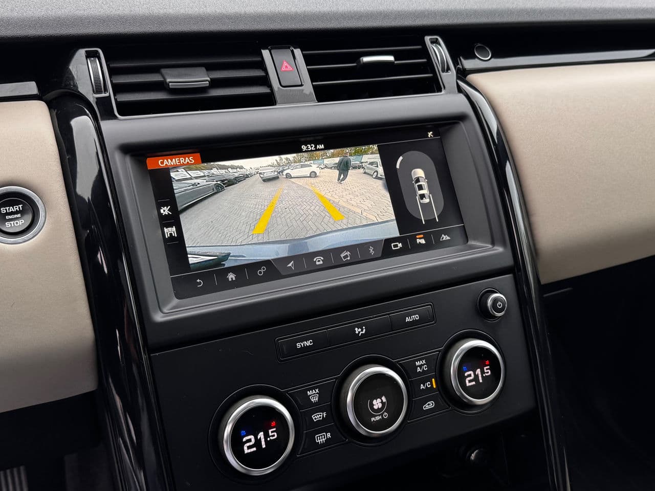 2018 Land Rover Discovery — Miniatură 9
