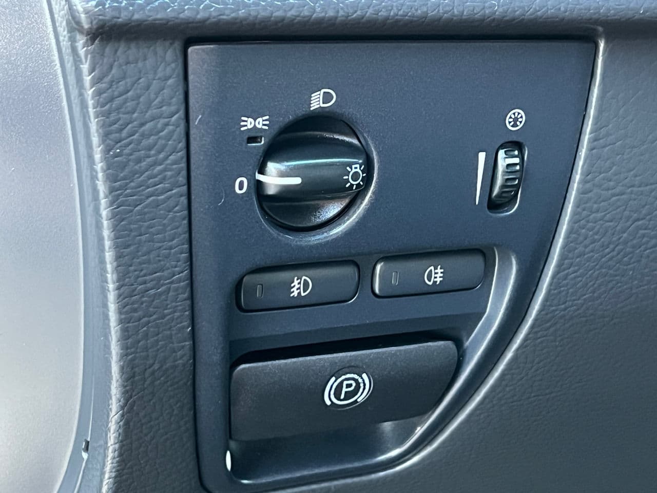 2011 Volvo XC 90 — Miniatură 8