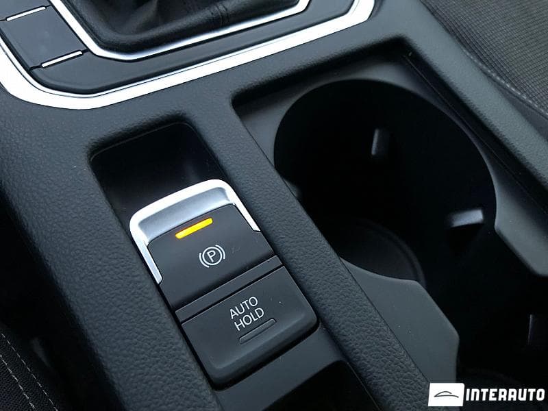 2017 Volkswagen Passat — Miniatură 12