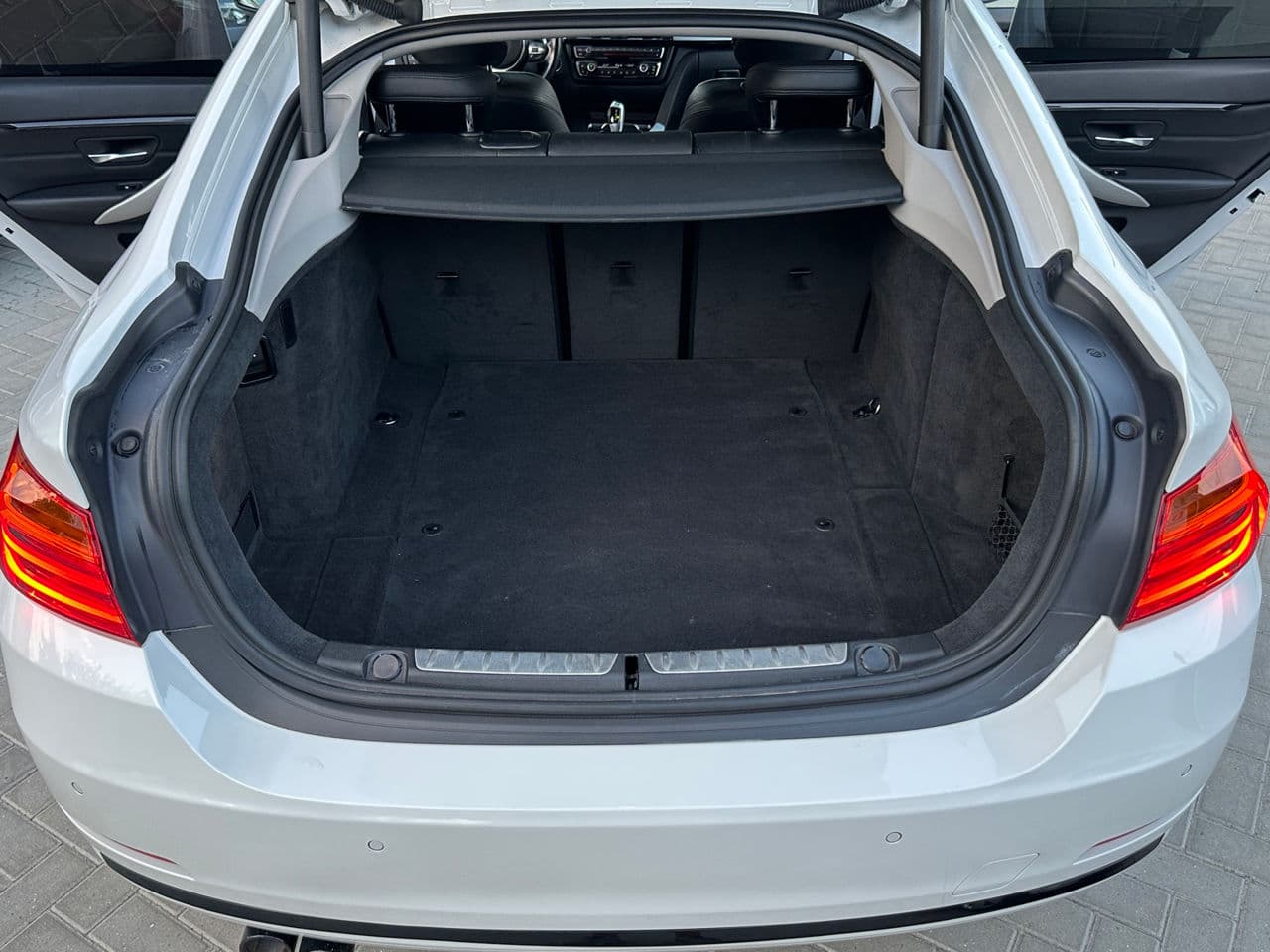 2016 BMW 420D — Miniatură 25
