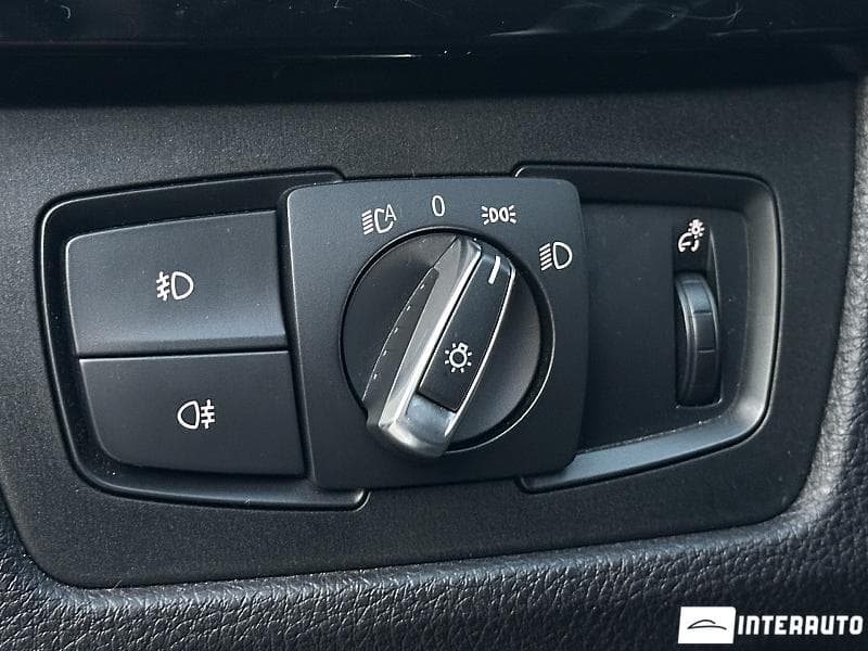 2016 BMW 420D — Miniatură 18