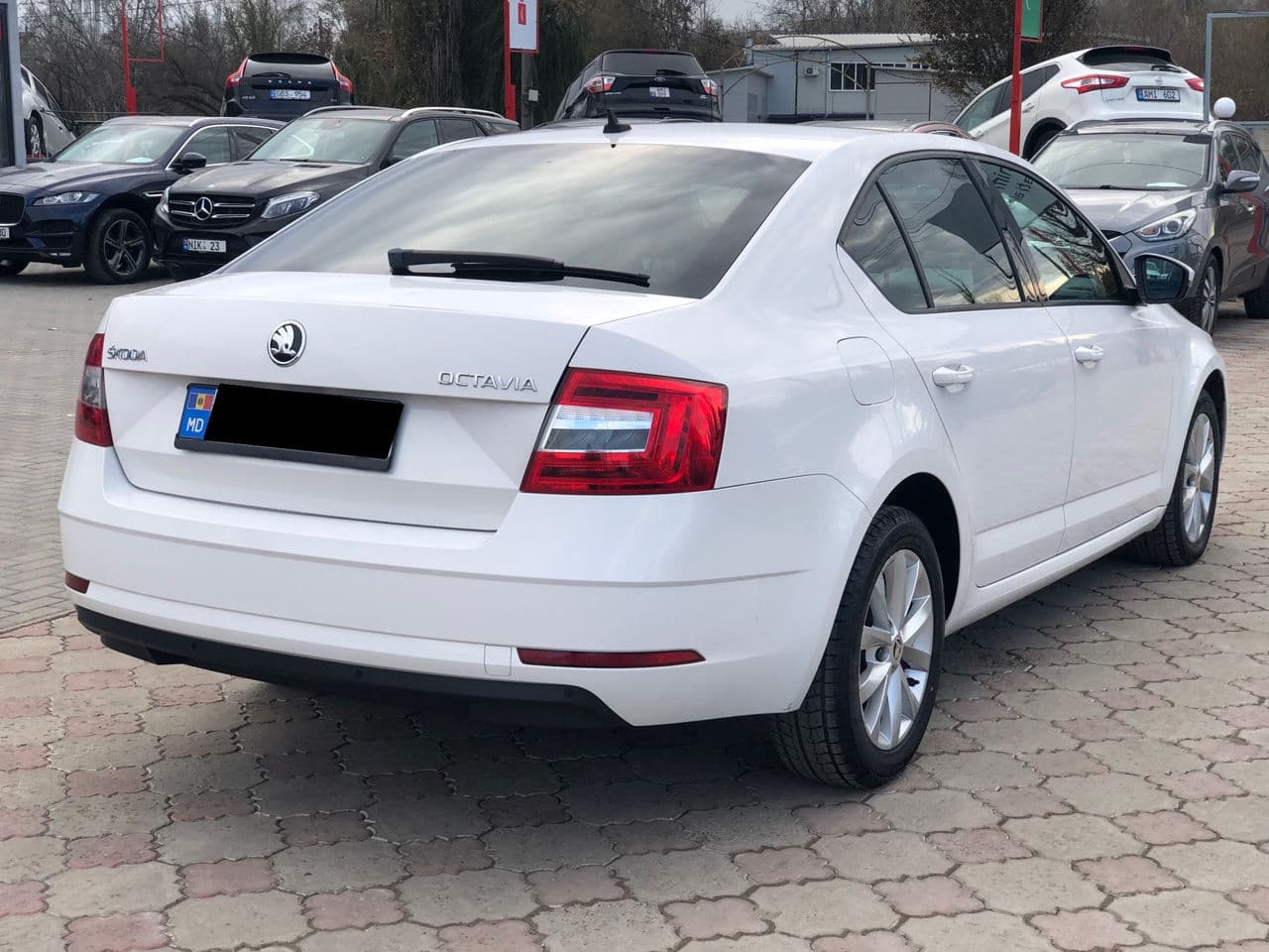 2017 Skoda Octavia — Miniatură 3