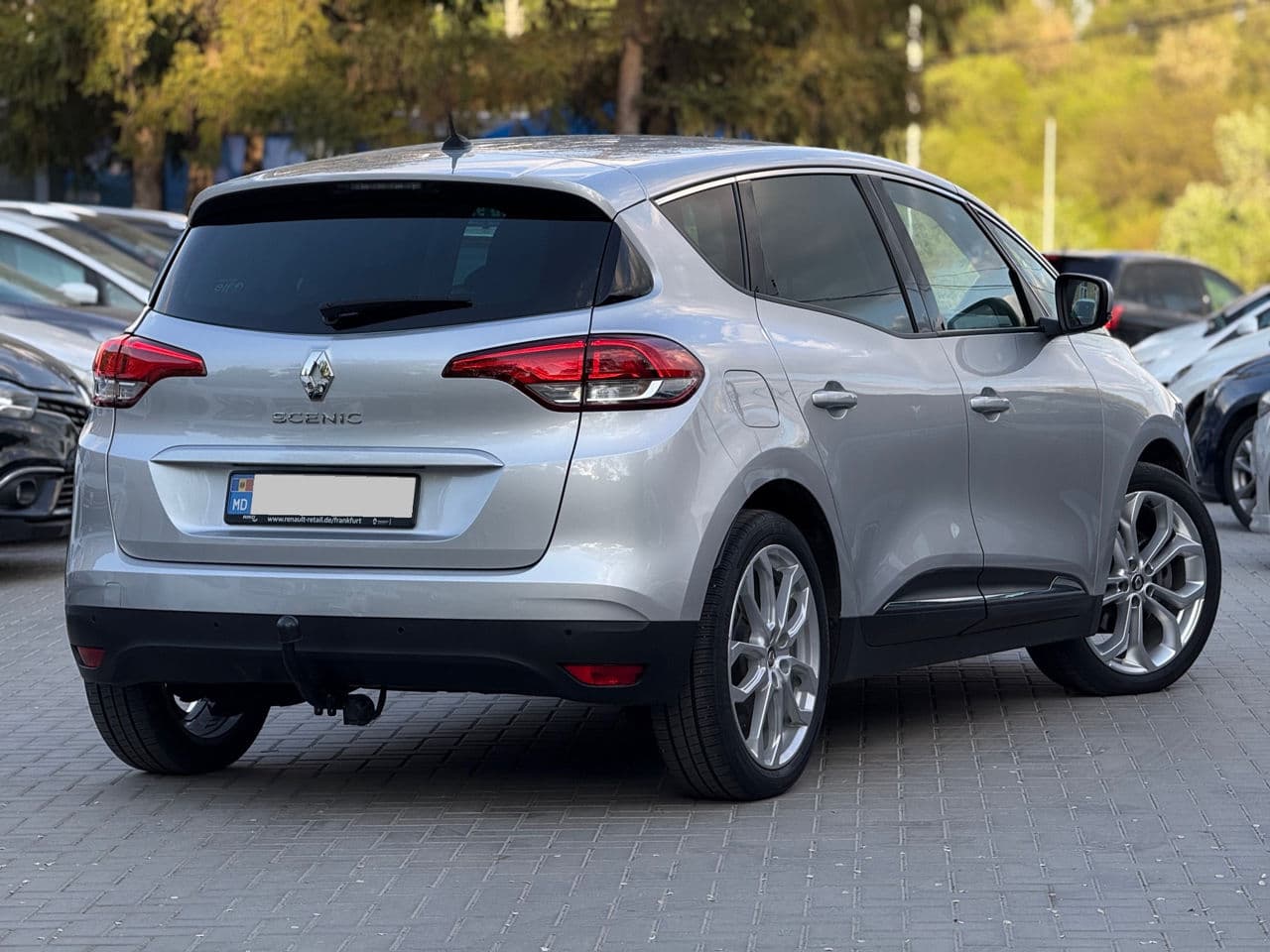 2016 Renault Scenic — Miniatură 2