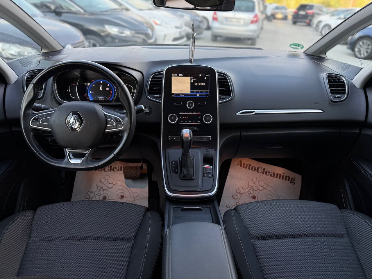 2016 Renault Scenic — Miniatură 8