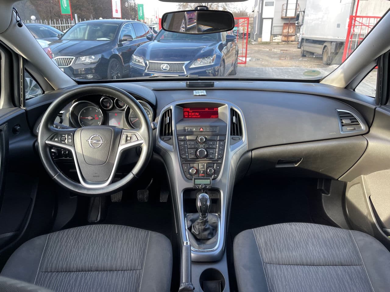 2013 Opel Astra — Miniatură 7