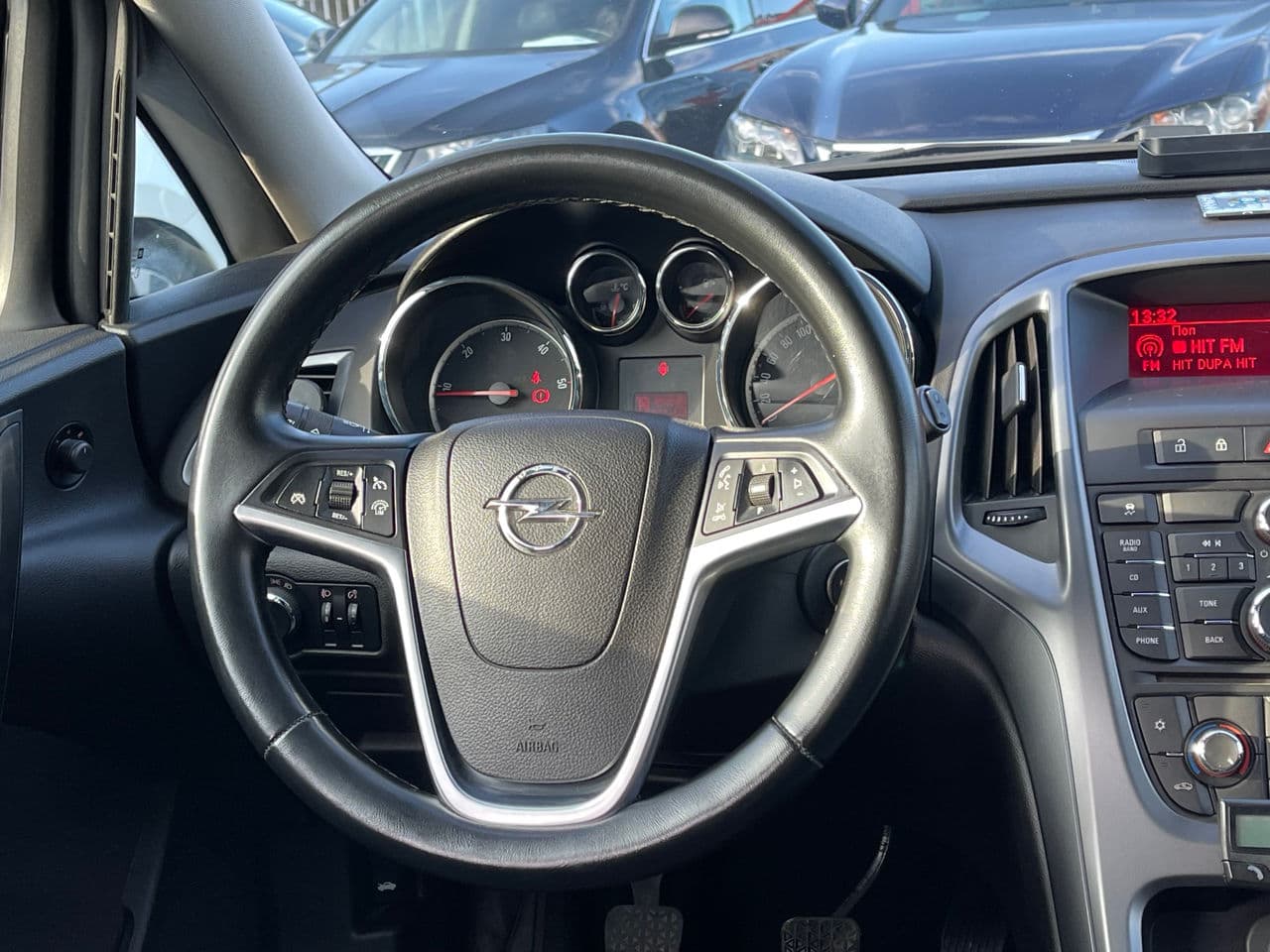 2013 Opel Astra — Miniatură 9