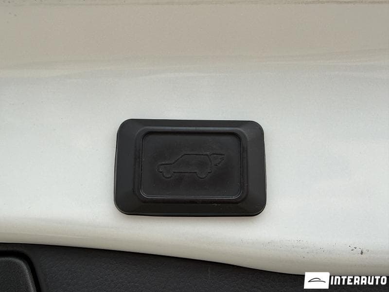 2020 Toyota Rav-4 — Miniatură 21