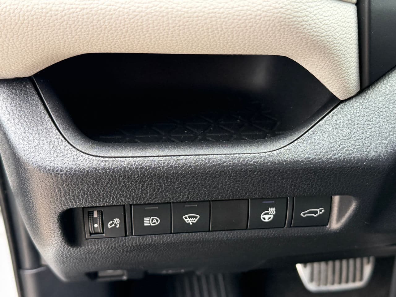 2020 Toyota Rav-4 — Miniatură 16