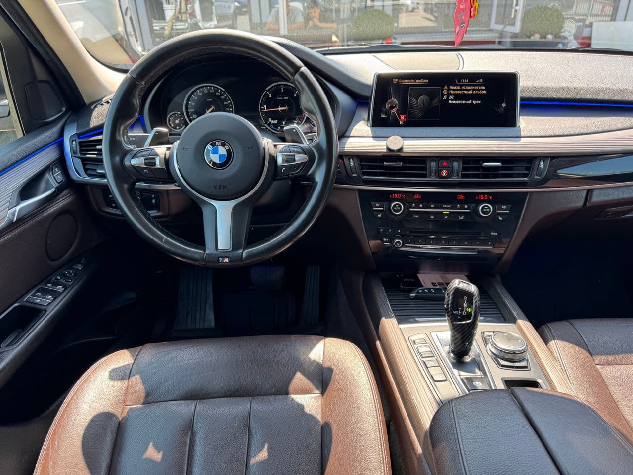 BMW X5 2.5D 2016 — Миниатюра 10
