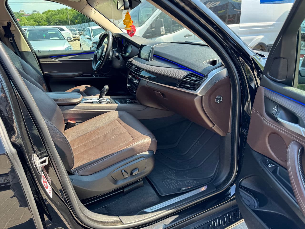 BMW X5 2.5D 2016 — Миниатюра 17