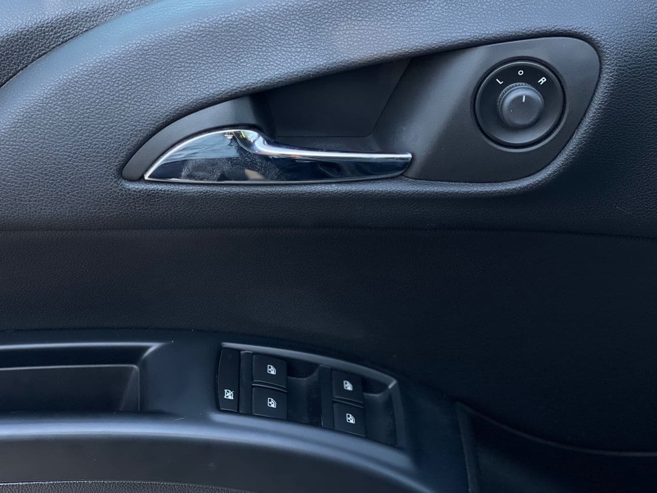 Opel Meriva 2015 — Миниатюра 6