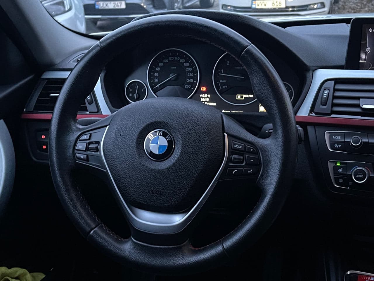 2013 BMW 320 — Miniatură 12