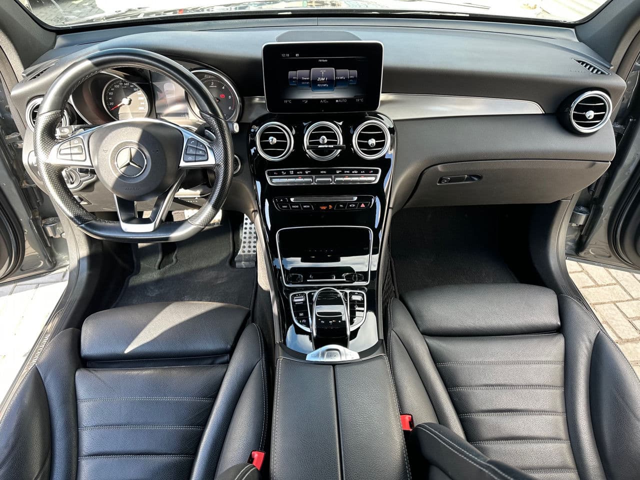 2017 Mercedes GLC 250d — Miniatură 8