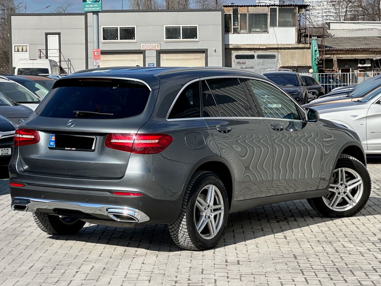 2017 Mercedes GLC 250d — Miniatură 3