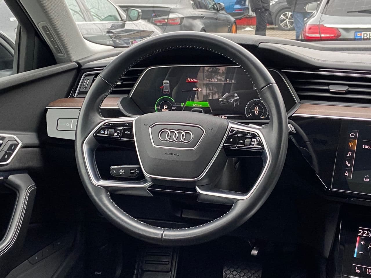 2019 Audi E-tron — Miniatură 15