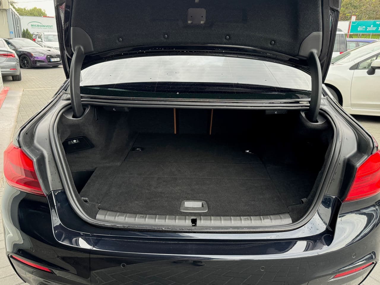 2019 BMW 530e — Miniatură 15
