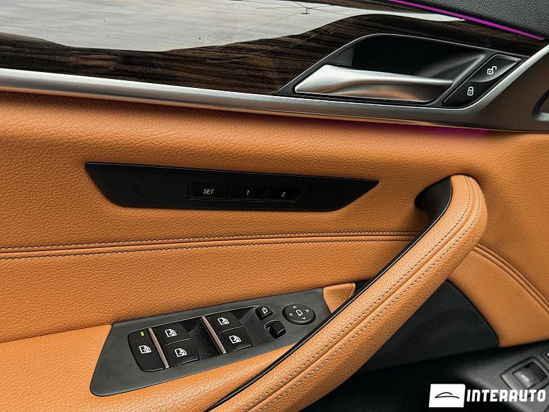 2019 BMW 530e — Miniatură 24