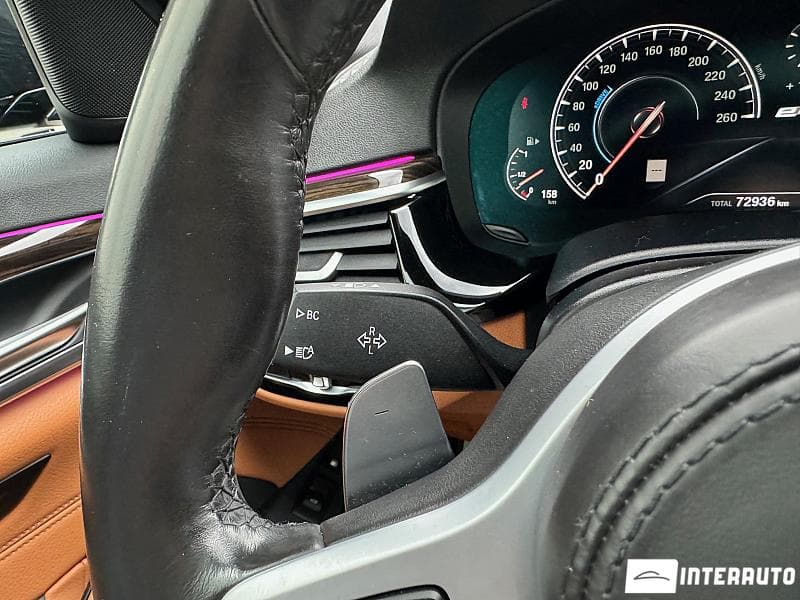 2019 BMW 530e — Miniatură 21