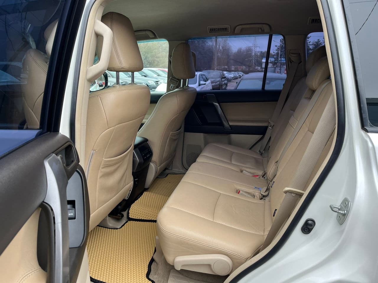 Toyota Land Cruiser Prado 2010 — Миниатюра 16