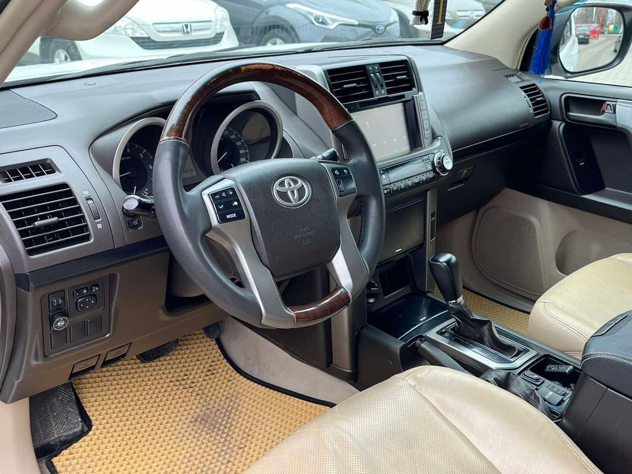 Toyota Land Cruiser Prado 2010 — Миниатюра 6