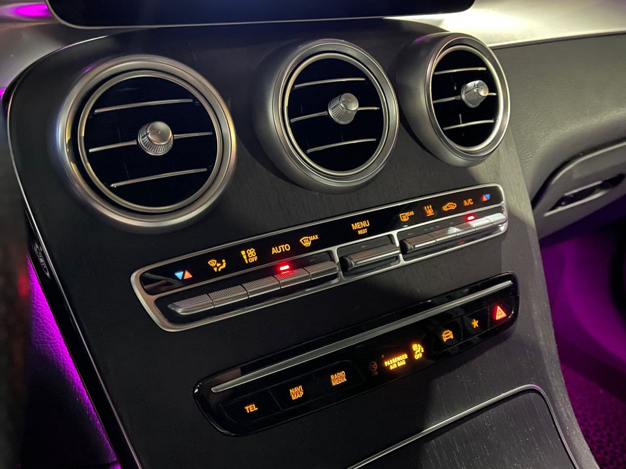 2020 Mercedes GLC 300 Coupe — Miniatură 13