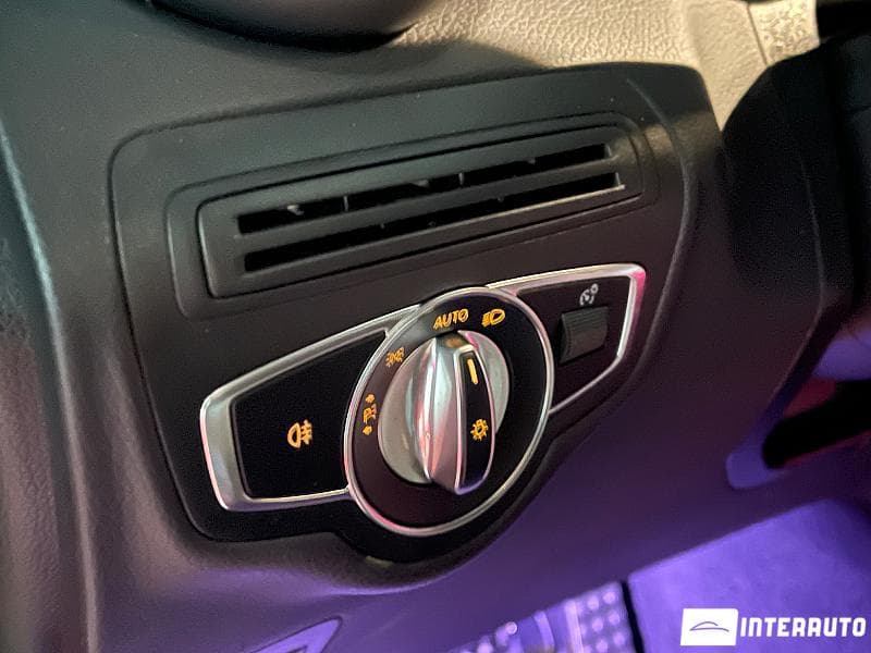 2020 Mercedes GLC 300 Coupe — Miniatură 22