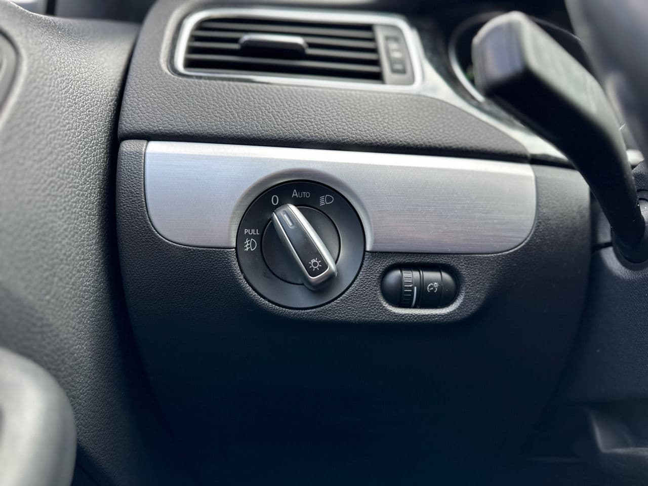 2015 Volkswagen Jetta — Miniatură 8