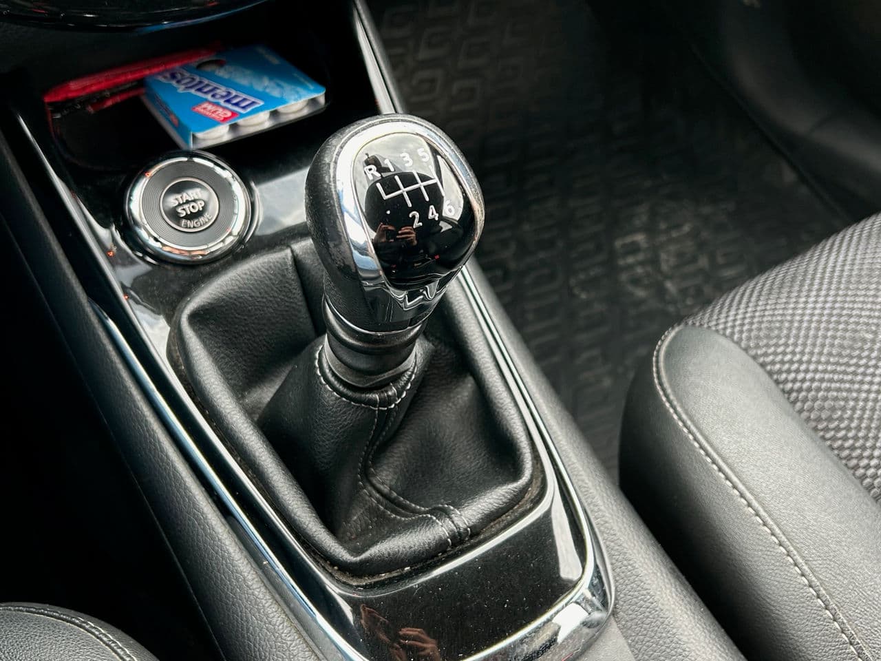 2016 Nissan Pulsar — Miniatură 14