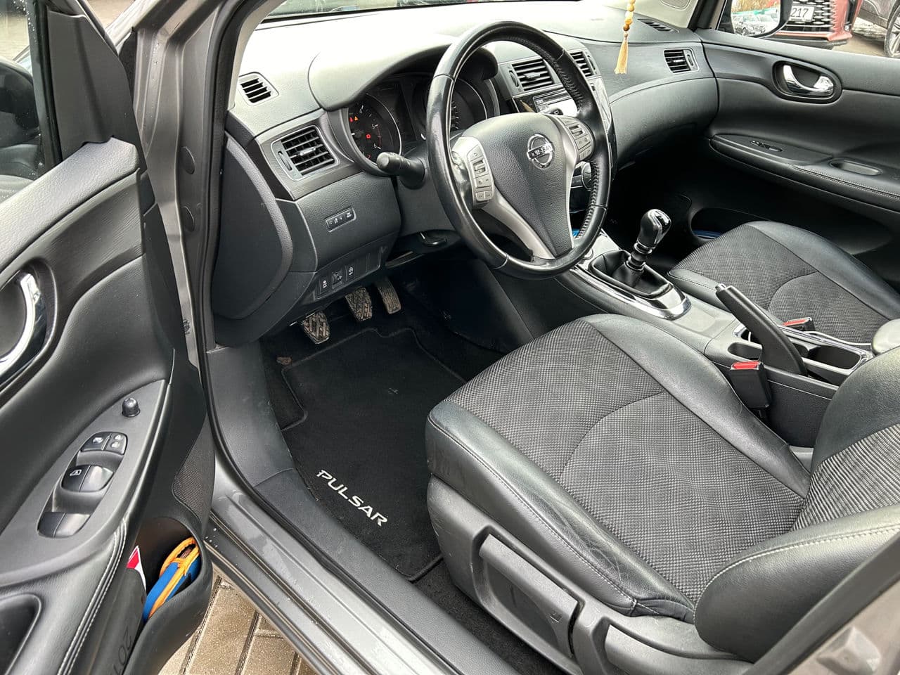 2016 Nissan Pulsar — Miniatură 6