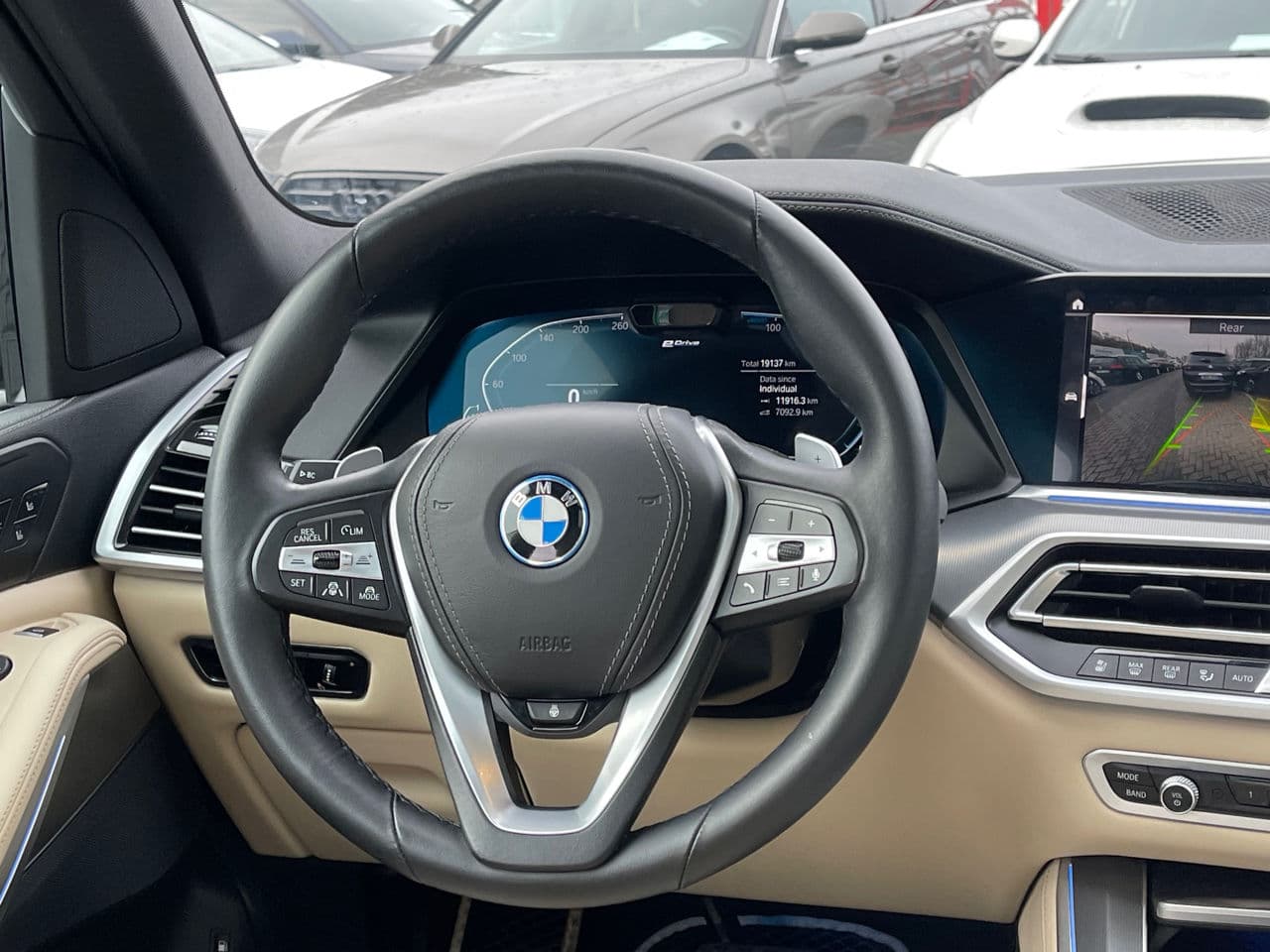BMW X5 4.5e 2022 — Миниатюра 8