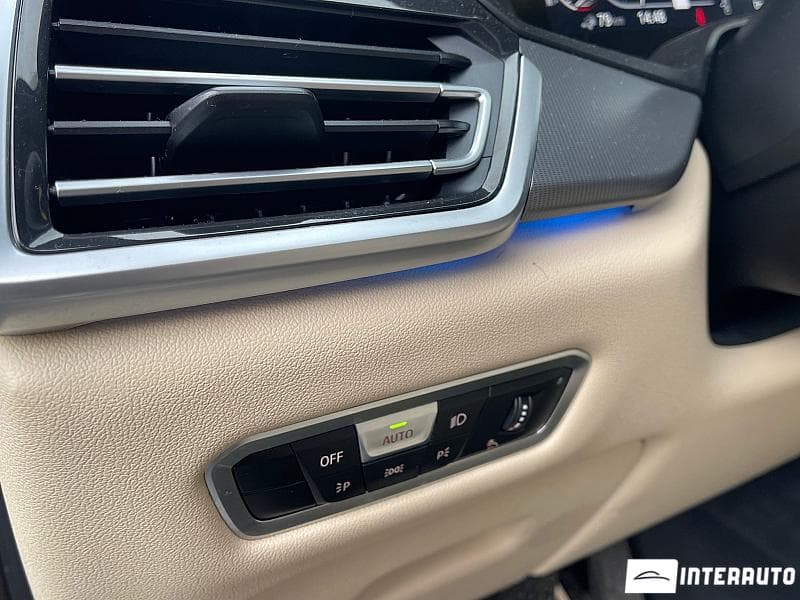 BMW X5 4.5e 2022 — Миниатюра 18