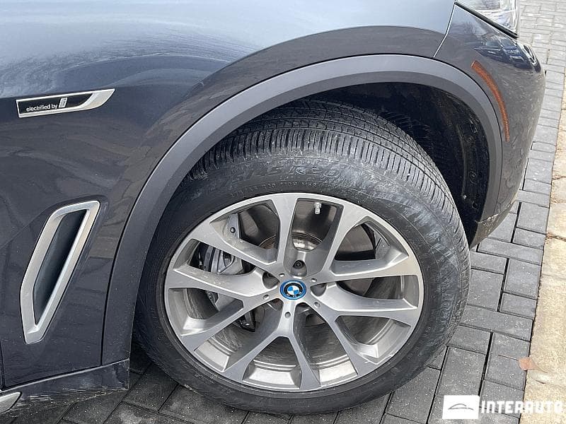BMW X5 4.5e 2022 — Миниатюра 23