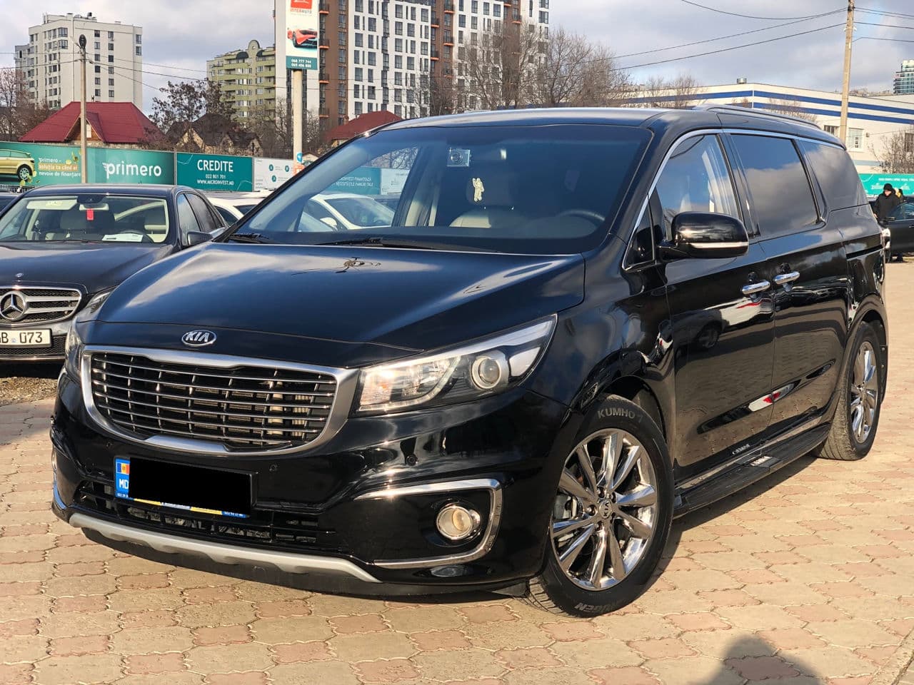 Kia Carnival