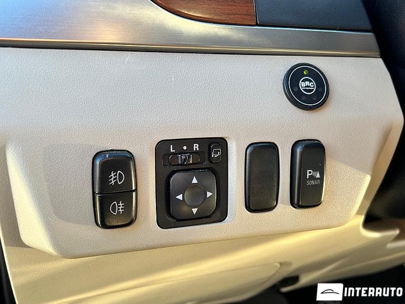 2009 Mitsubishi Pajero — Miniatură 17