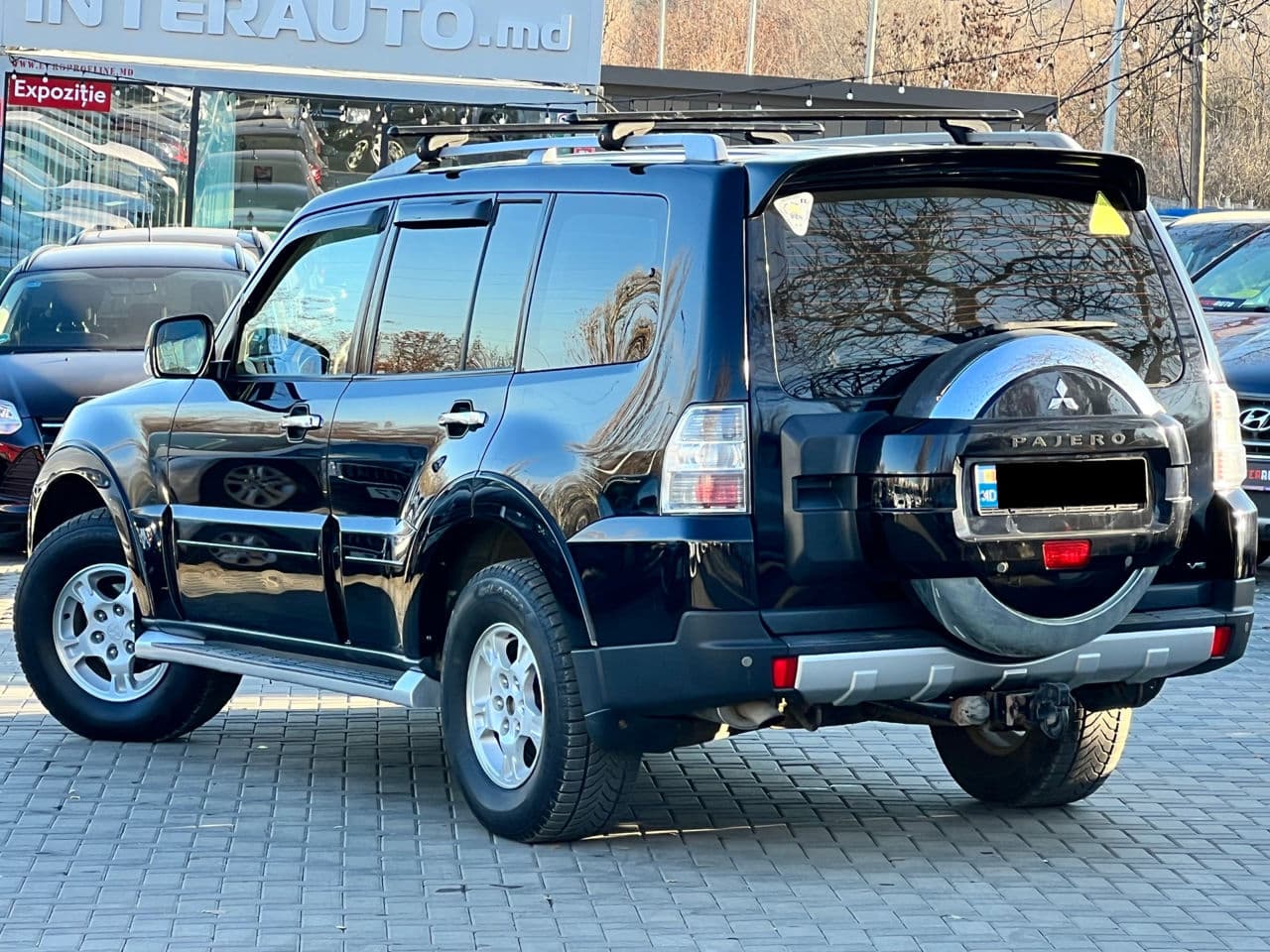 2009 Mitsubishi Pajero — Miniatură 2