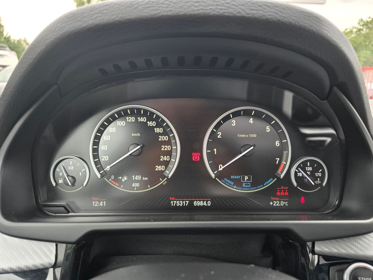 BMW X5 4.0e 2018 — Миниатюра 12