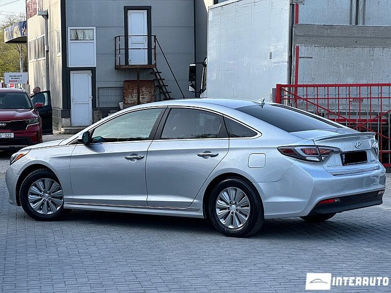 2015 Hyundai Sonata — Miniatură 4