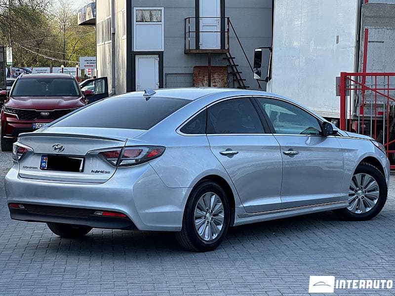 2015 Hyundai Sonata — Miniatură 2