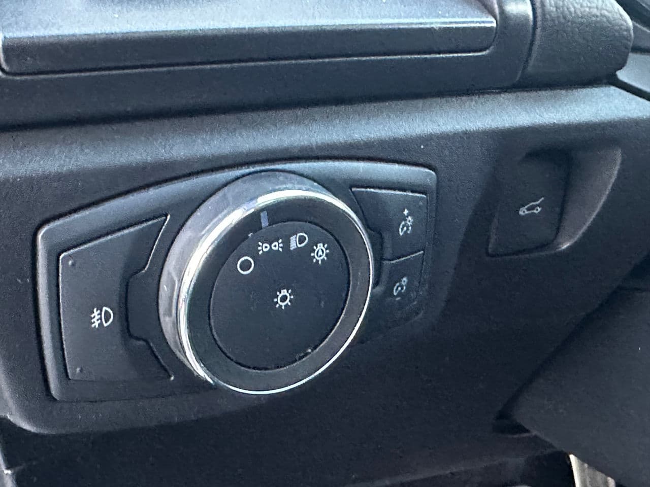 2018 Ford Fusion — Miniatură 12