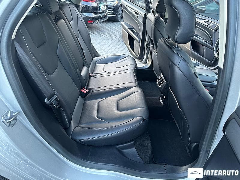 2018 Ford Fusion — Miniatură 16
