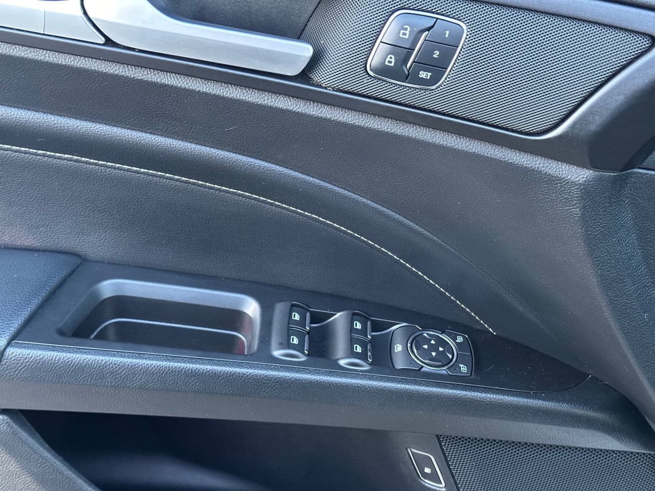 2018 Ford Fusion — Miniatură 13