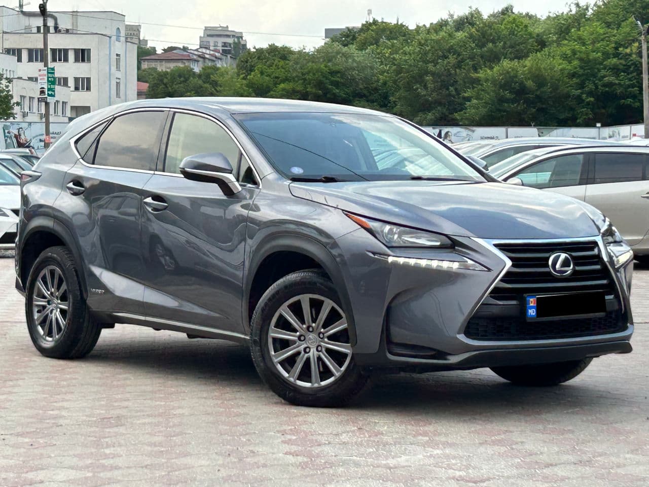 2015 Lexus NX 300H — Miniatură 4
