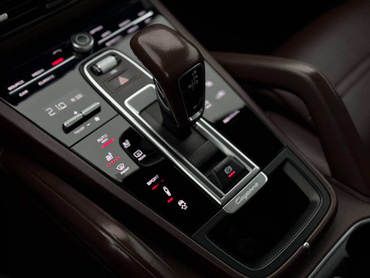 2019 Porsche Cayenne — Miniatură 12