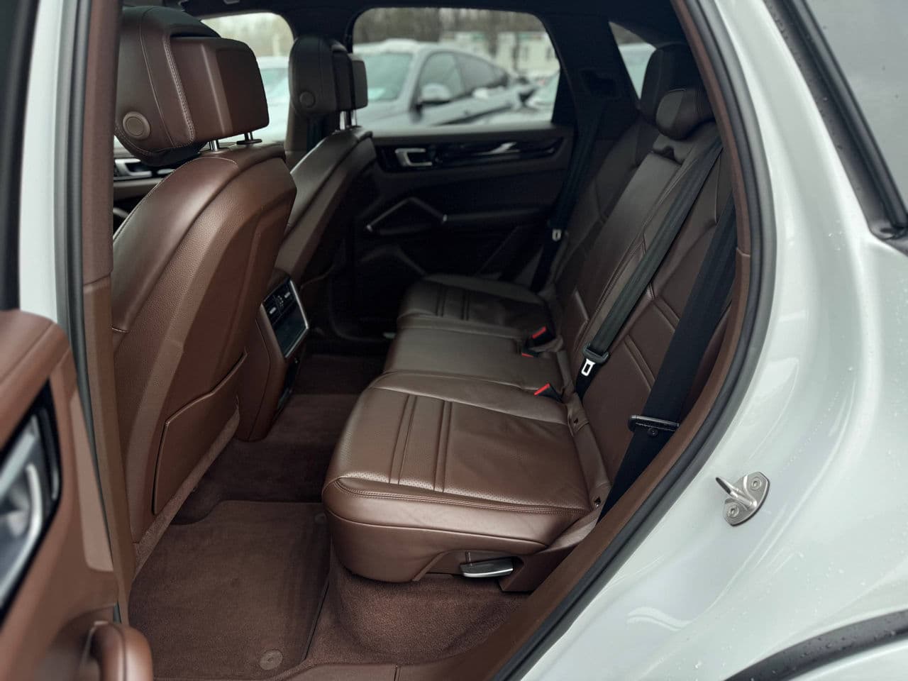 2019 Porsche Cayenne — Miniatură 13