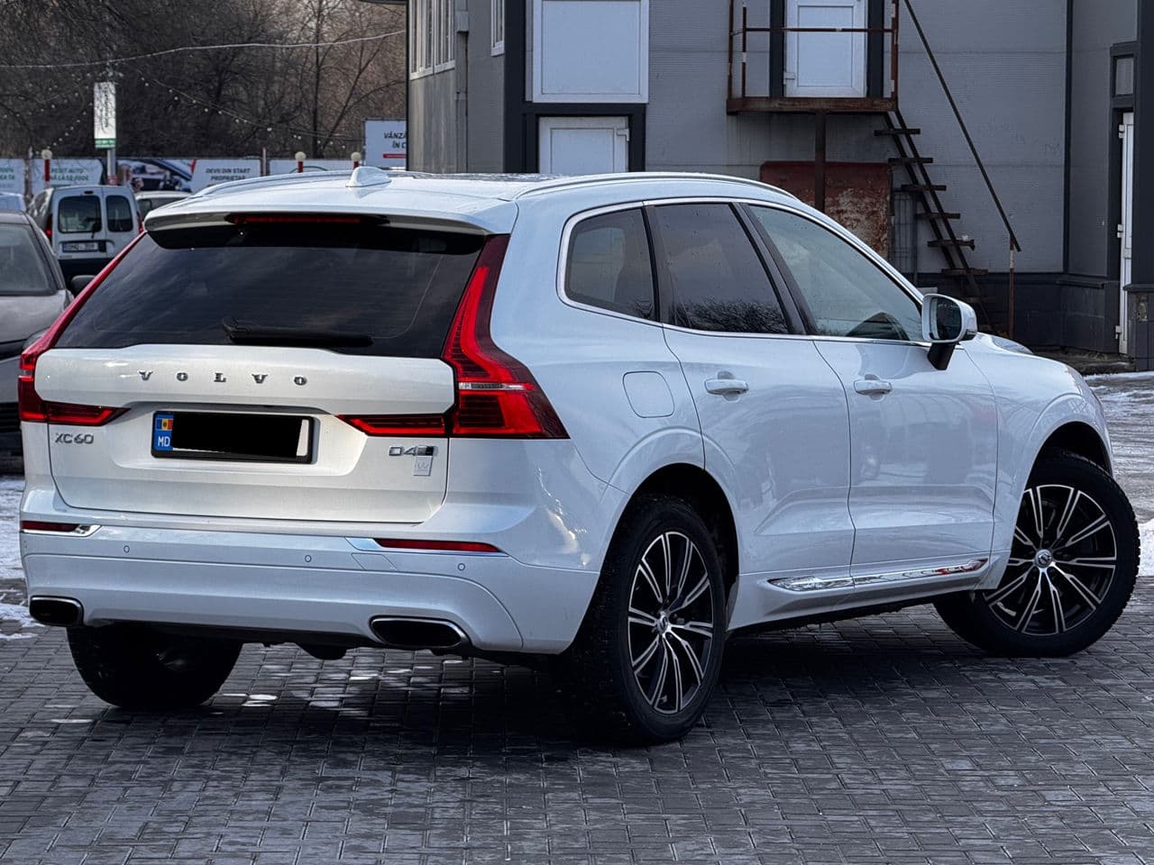 Volvo XC 60 2017 — Миниатюра 4