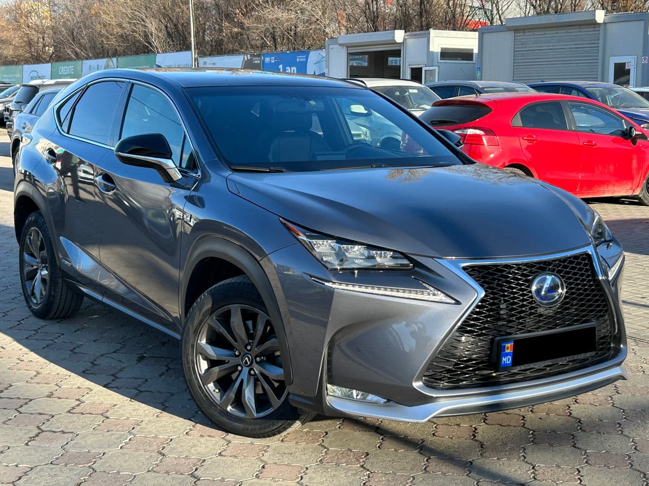 2015 Lexus NX 300H — Miniatură 4