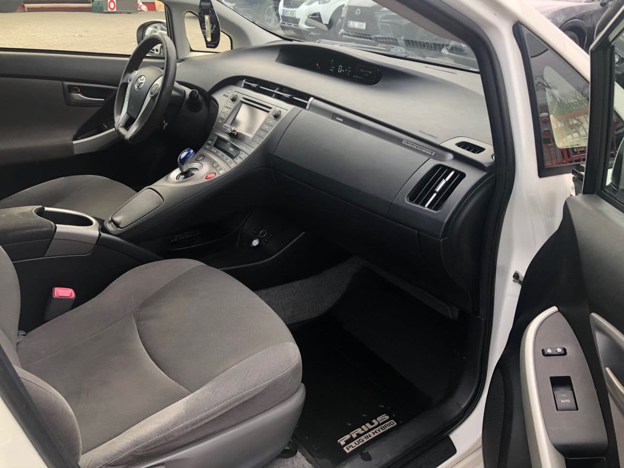 Toyota Prius 2012 — Миниатюра 12