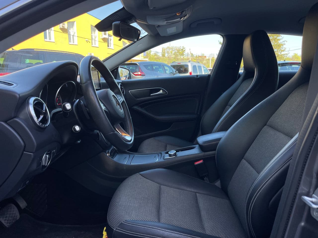 2017 Mercedes CLA 180d — Miniatură 5